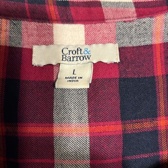 Croft & Barrow Women’s Plaid Long Sleeve Shirt. Large - Picture 4 of 5